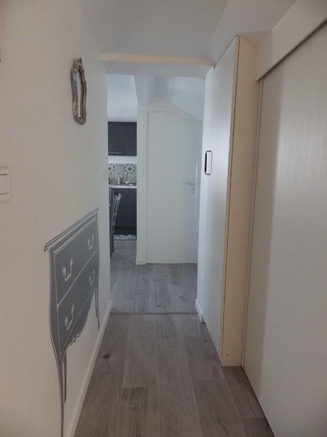 Les Tournelles Apartamento Versalhes Exterior foto